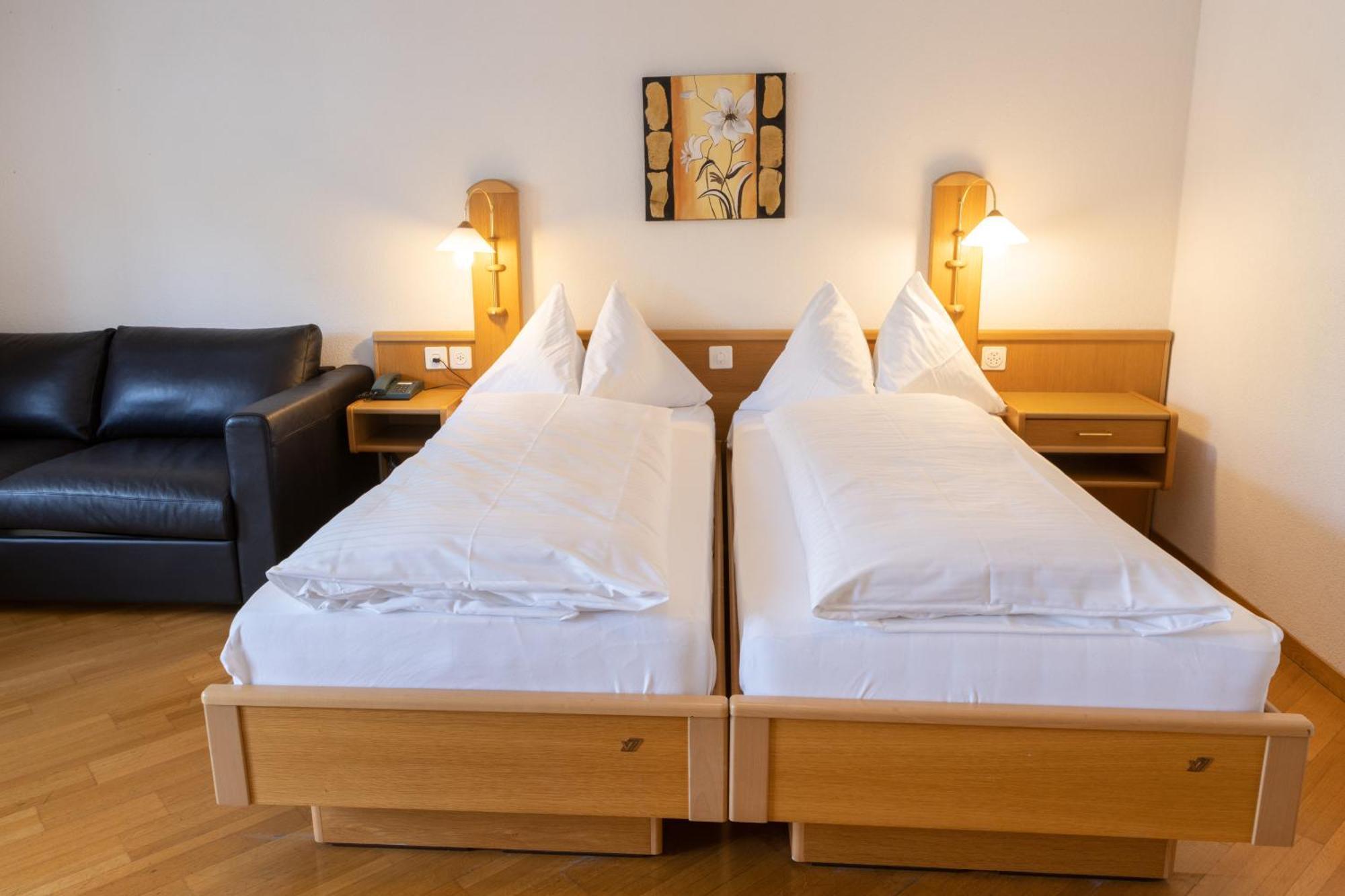 Strandhotel Seeblick Faulensee Dış mekan fotoğraf
